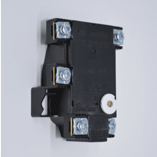 Twin element electric hot water thermostat ST22-60K