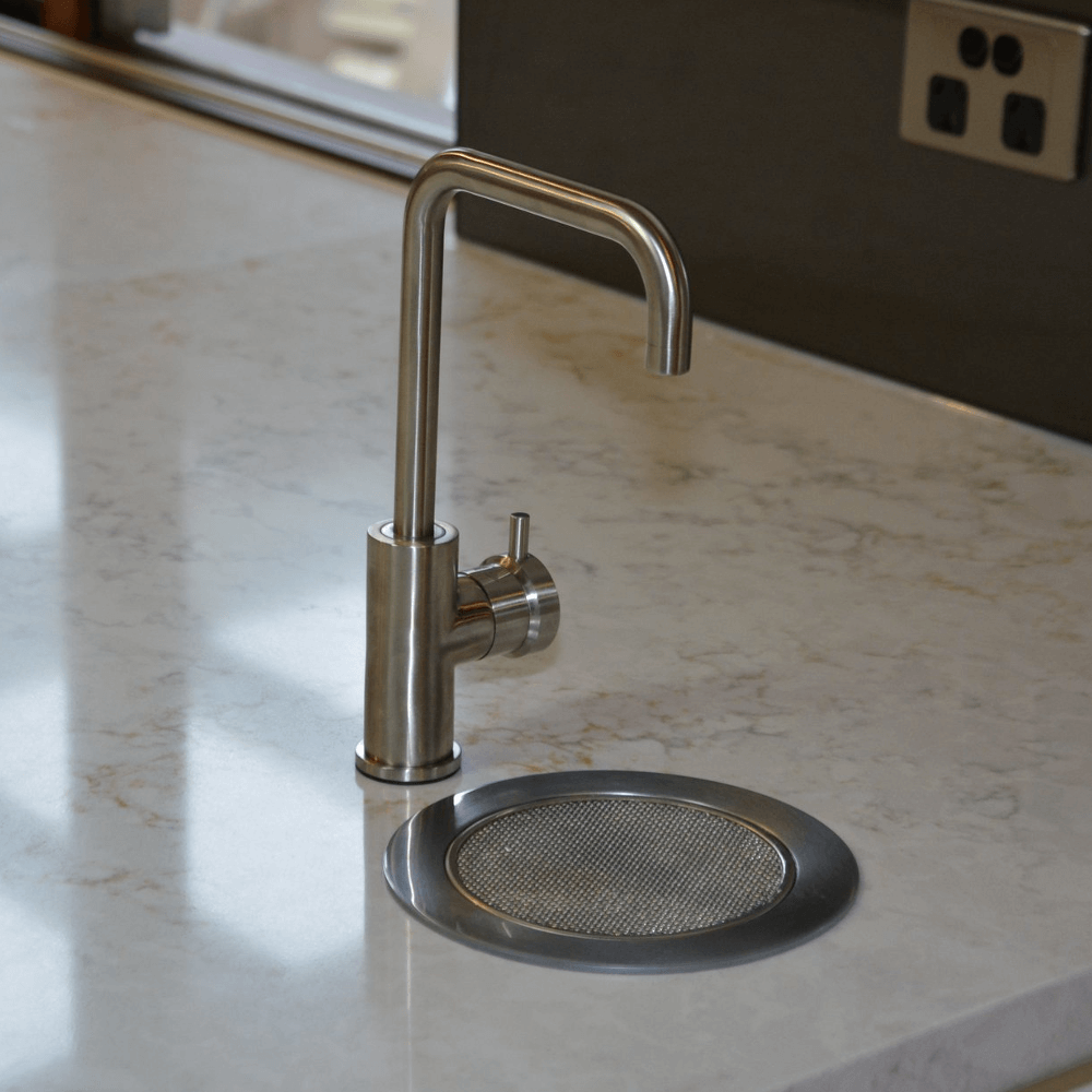 Boiling-water-tap-&-font